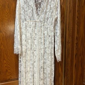 Women's Lace Maxi Dress - Ivory